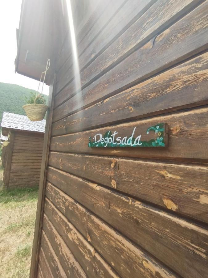 Camping La Zarapica - Palacios Del Sil Buitenkant foto