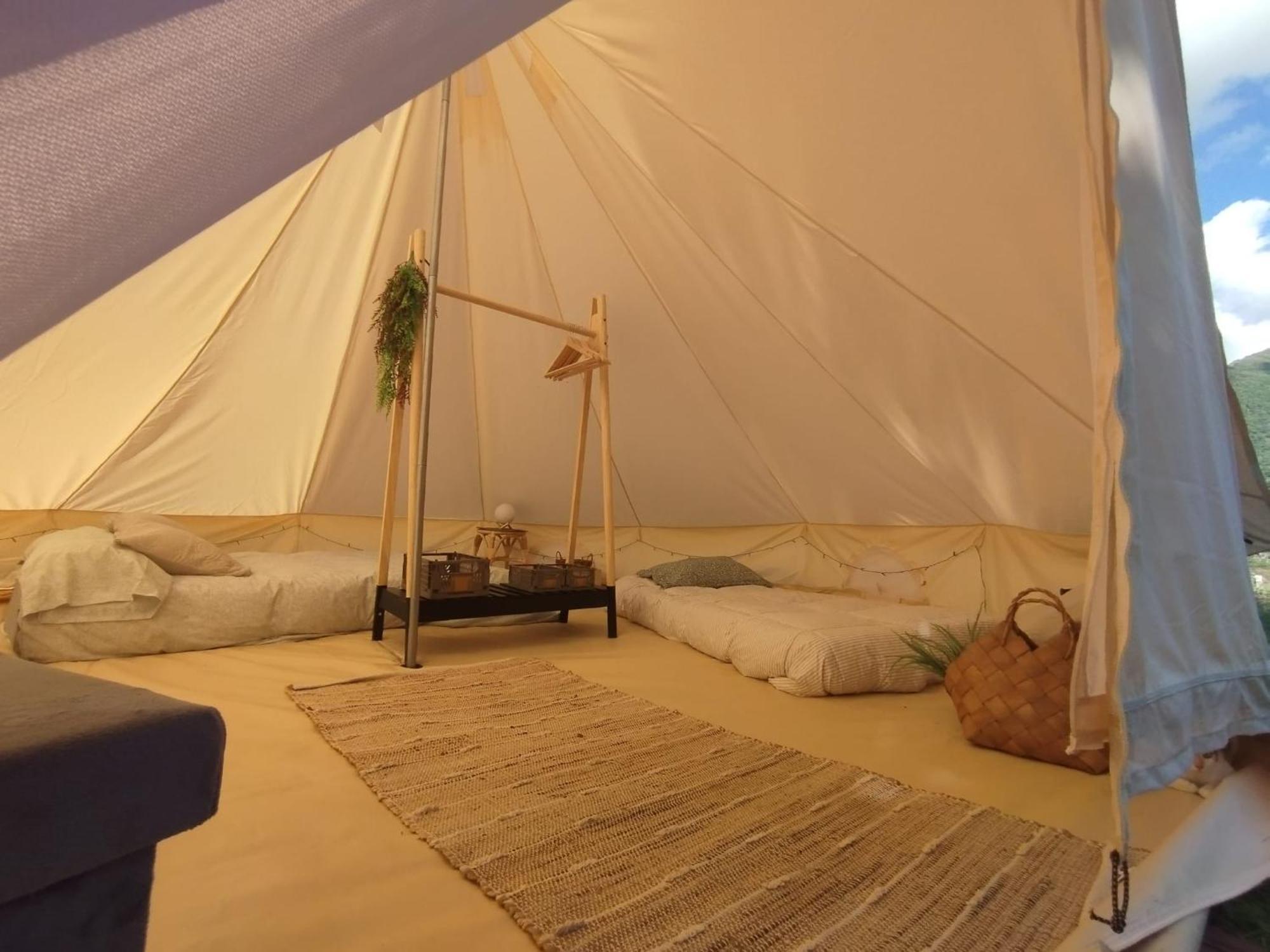 Camping La Zarapica - Palacios Del Sil Buitenkant foto